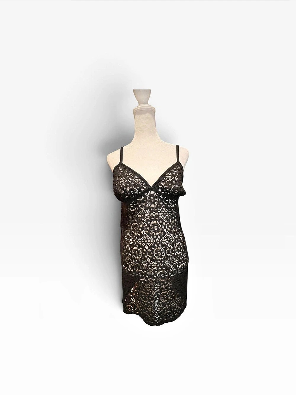 Bundle cover up No Boundaries Lace Chemise in Black XS and White S